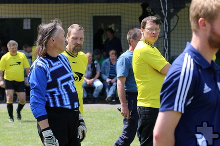 Faire Spiele lieferten sich die Mannschaften beim Fußballspiel auf dem Nöthener Sportplatz. Foto: Haus Sonne/pp/Agentur ProfiPress