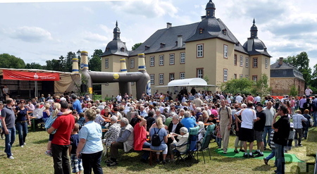 Trotz des parallel stattfindenden Mechernicher Stadtfestes findet auch in diesem Jahr das Burgfest in Eicks wie gewohnt statt. Archivfoto: Reiner Züll/pp/Agentur ProfiPress